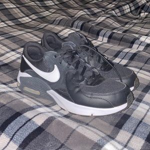 Nike Air Max 90- size 11 woman’s